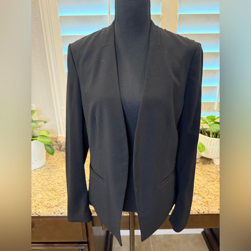 NWOT Kobi Halperin Claudia Black with Lace Back Detail Blazer– Size M - Picture 2 of 9